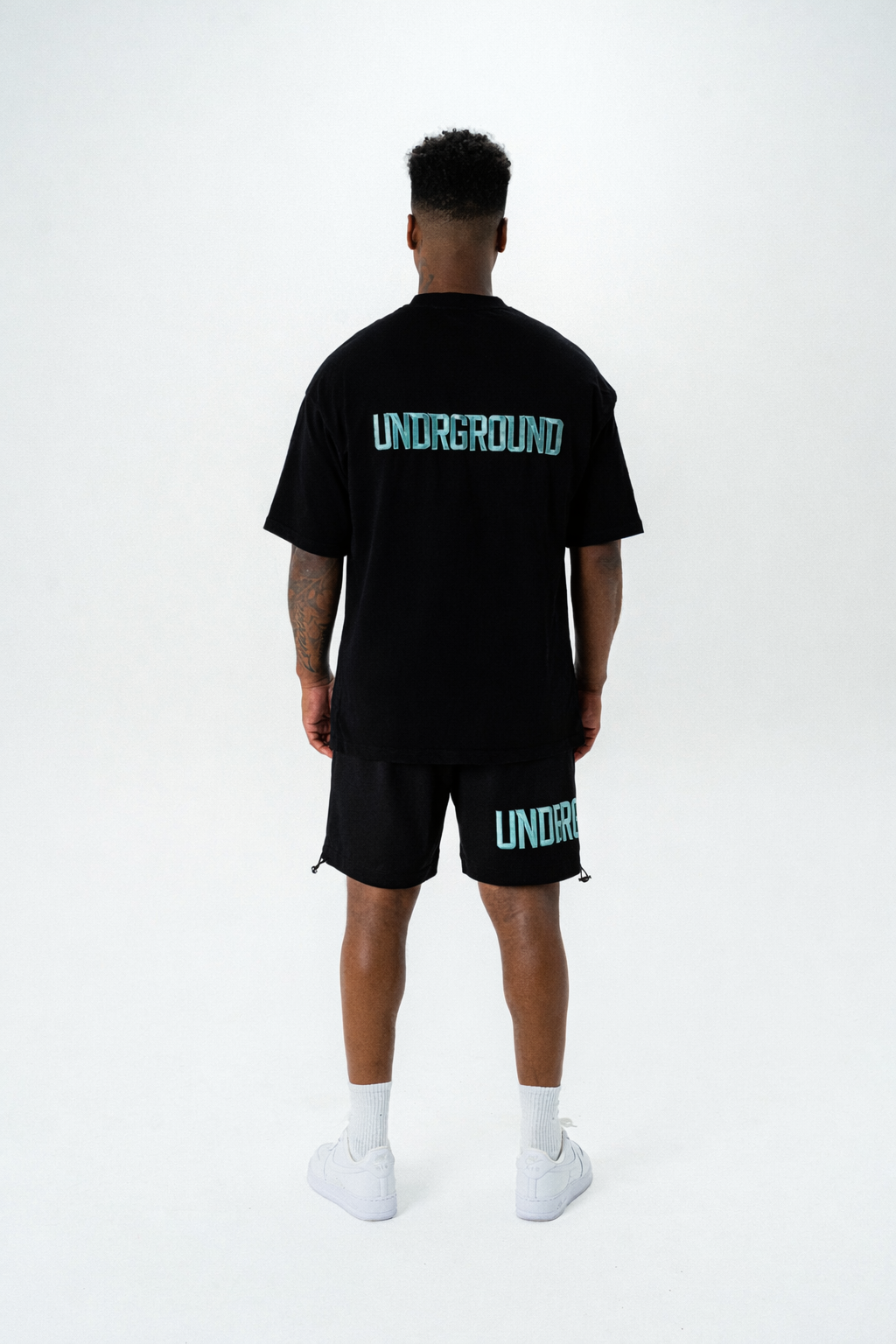 EMPIRE SHORTS- (BLACK/TIFFANY)