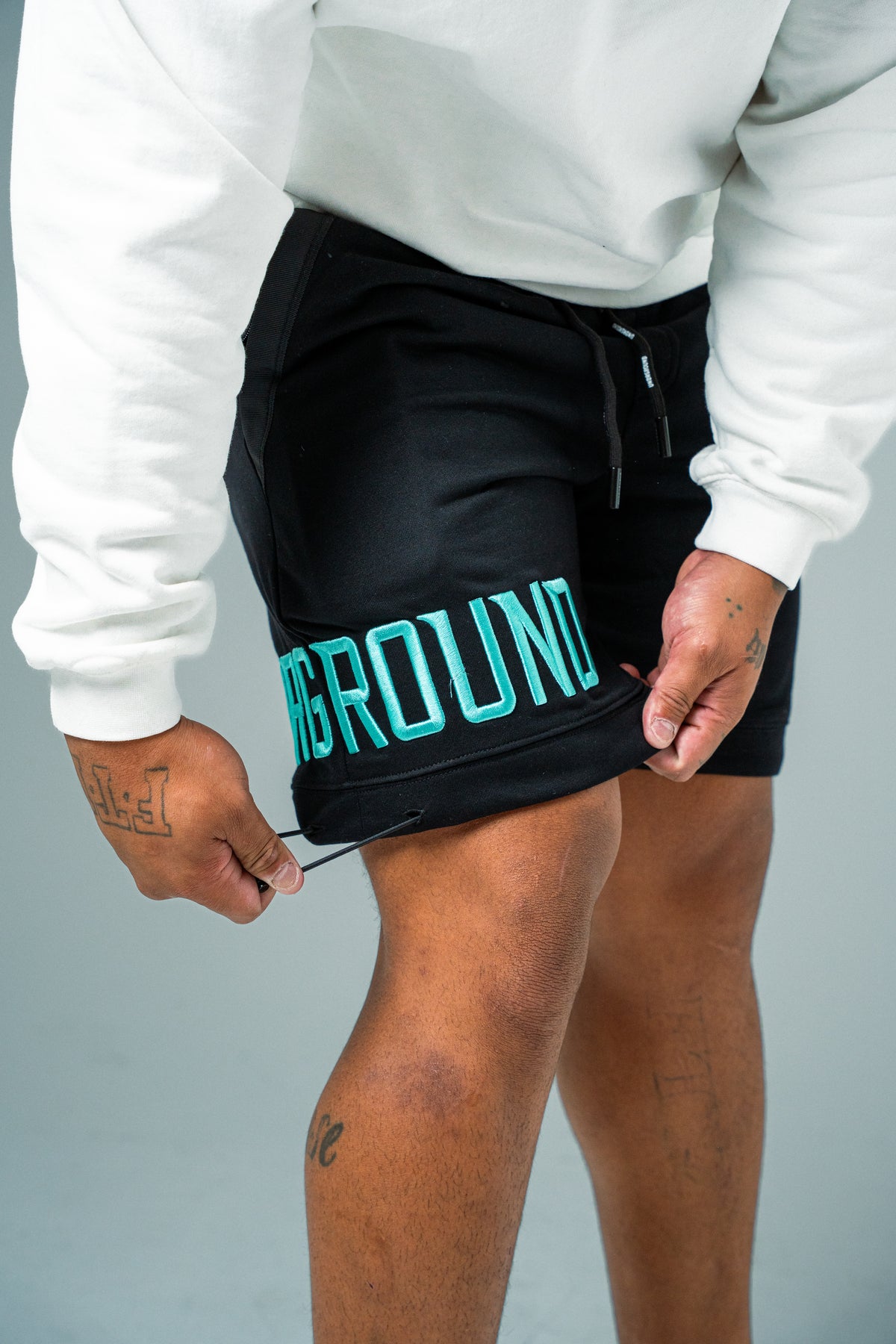 EMPIRE SHORTS- (BLACK/TIFFANY)