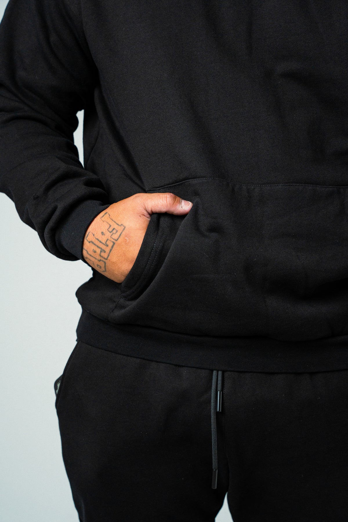 HYPE TRACKPANTS BLACK/TIFFANY